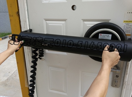 北京凌天外開式氣動破門器通過公安部檢測認證