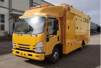 大流量排澇車（2400m&sup3;）